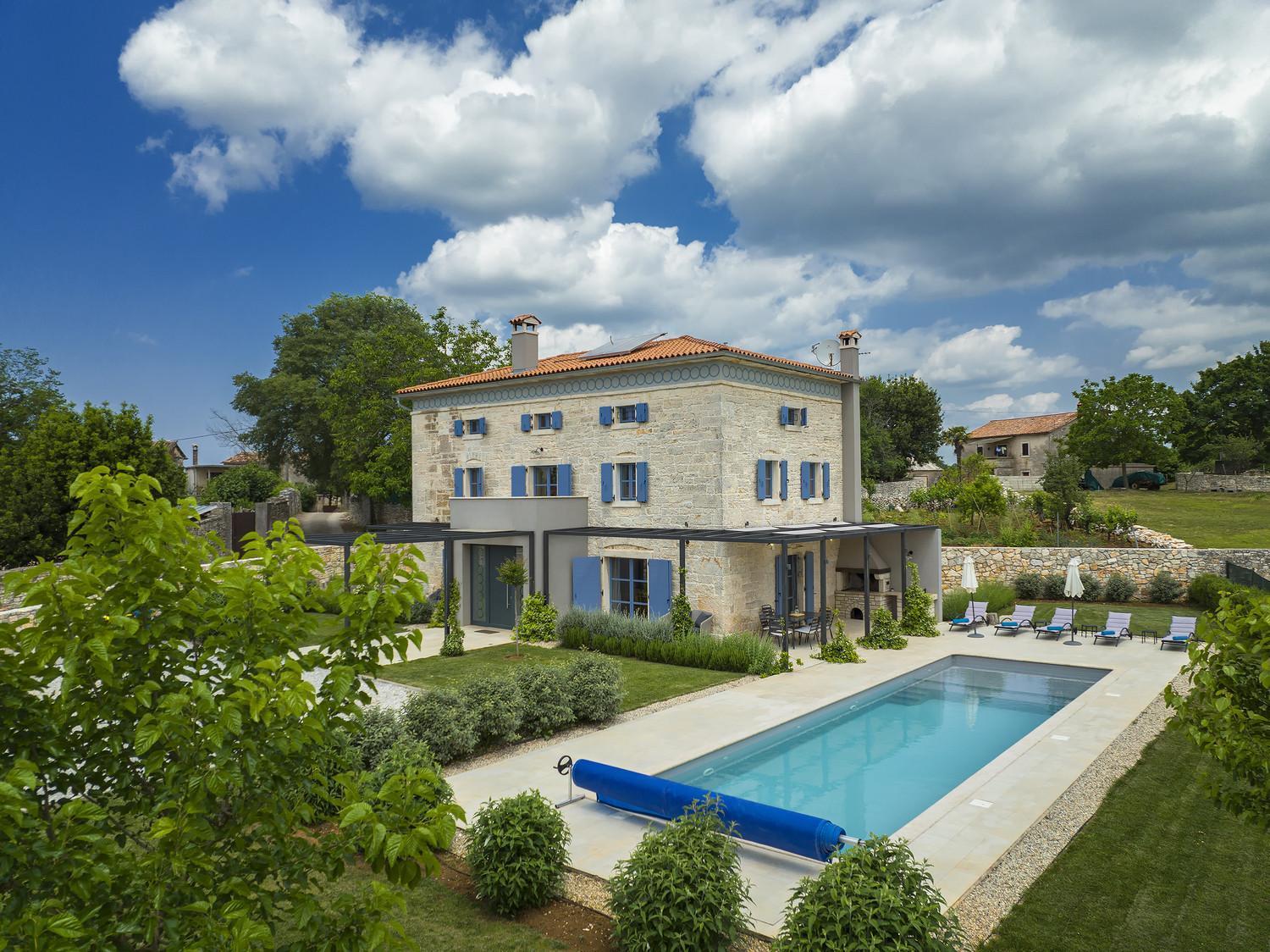 Villa Pi For 8 People In Central Istria With Heated Pool & Large Garden Tinjan Exterior foto
