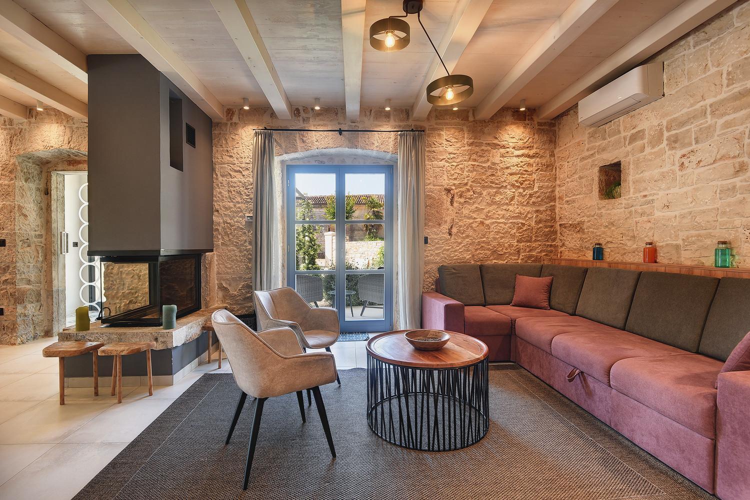 Villa Pi For 8 People In Central Istria With Heated Pool & Large Garden Tinjan Exterior foto